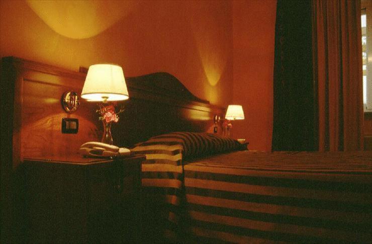 Hotel De La Ville Bereguardo Екстериор снимка
