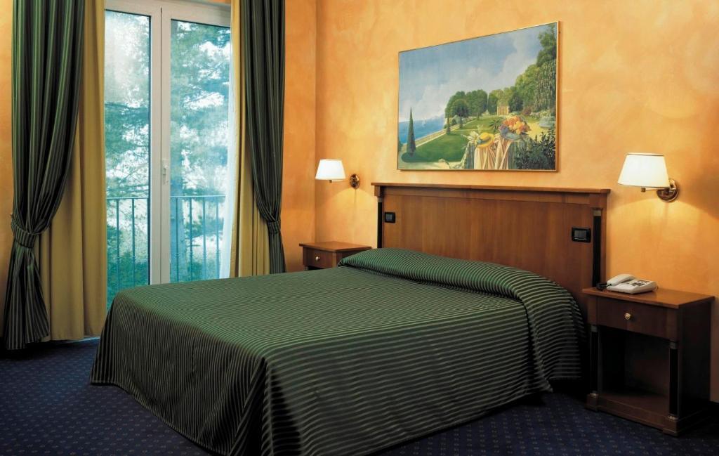 Hotel De La Ville Bereguardo Екстериор снимка